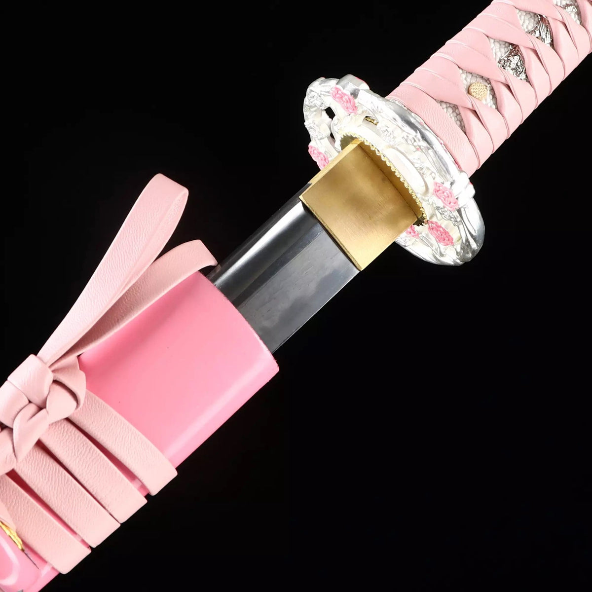 Voll-Tang Katana, handgefertigtes japanisches T10-Stahl-Katana, lehmgehärtet mit rosa Scheide, echter Hamon, echtes Katana-Schwert