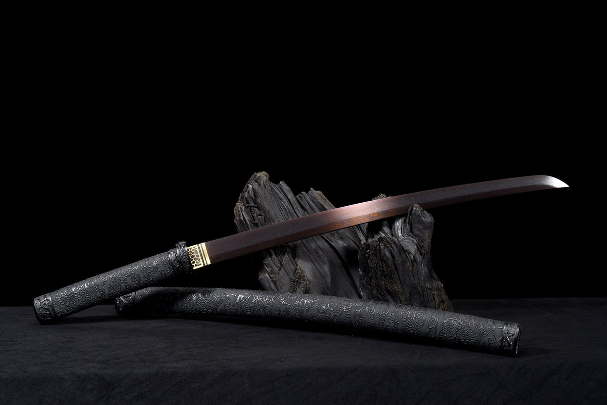 Handgefertigtes Wakizashi-Schwert aus rotem Damaszener Stahl mit schwarzer Lederscheide – 79 cm, echtes Katana-Schwert