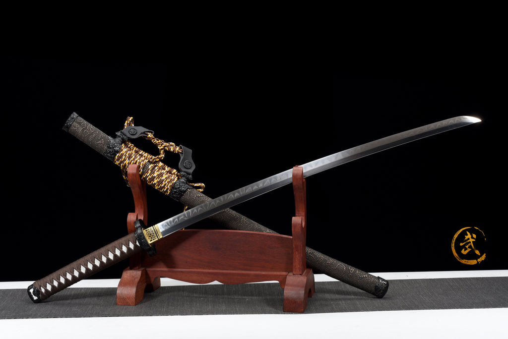 Handgefertigtes Tachi-Schwert, Full Tang, T10-Stahl mit echtem Hamon, echtes Katana-Schwert