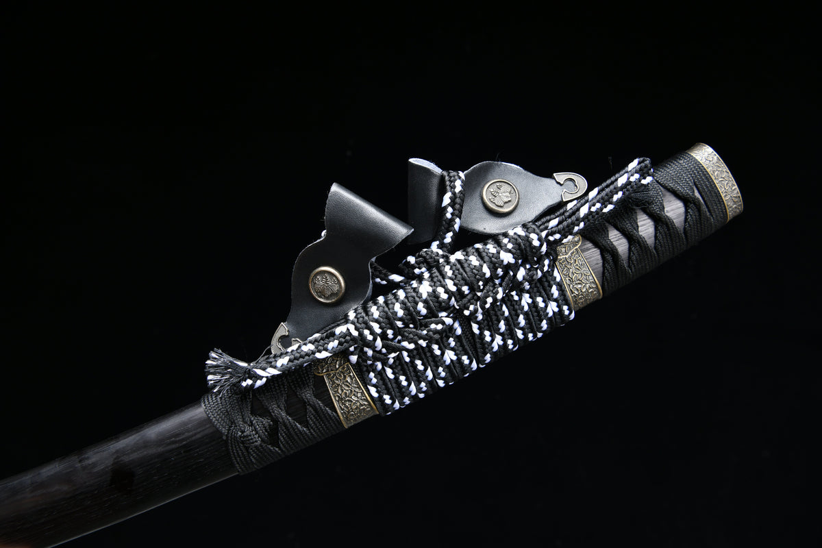 Handgeschmiedetes, 41 Zoll langes Tachi-Samuraischwert aus Manganstahl, scharf, mit poliertem weißem Knauf