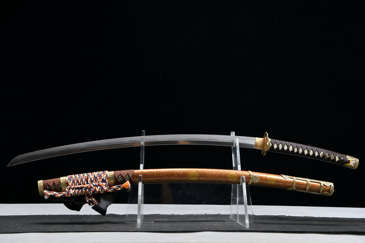 Handgefertigtes, 104 cm langes, dreiteiliges Tachi-Samuraischwert aus geschmiedetem Stahl – Oda Nobunaga Tachi (Deluxe Edition)