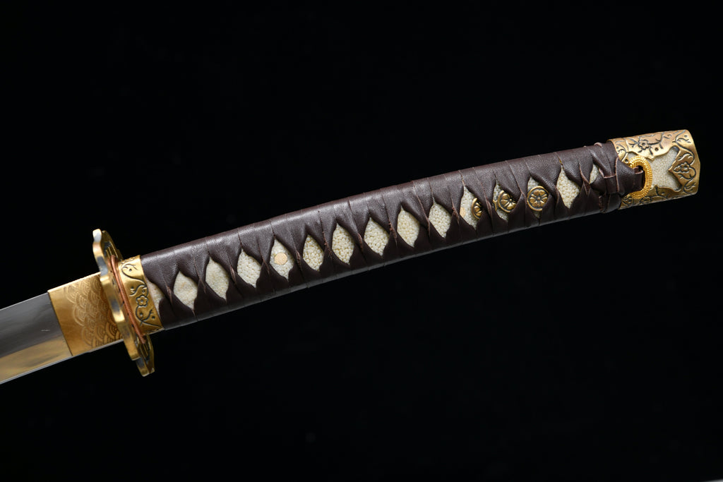 Handgefertigtes, 104 cm langes, dreiteiliges Tachi-Samuraischwert aus geschmiedetem Stahl – Oda Nobunaga Tachi (Deluxe Edition)
