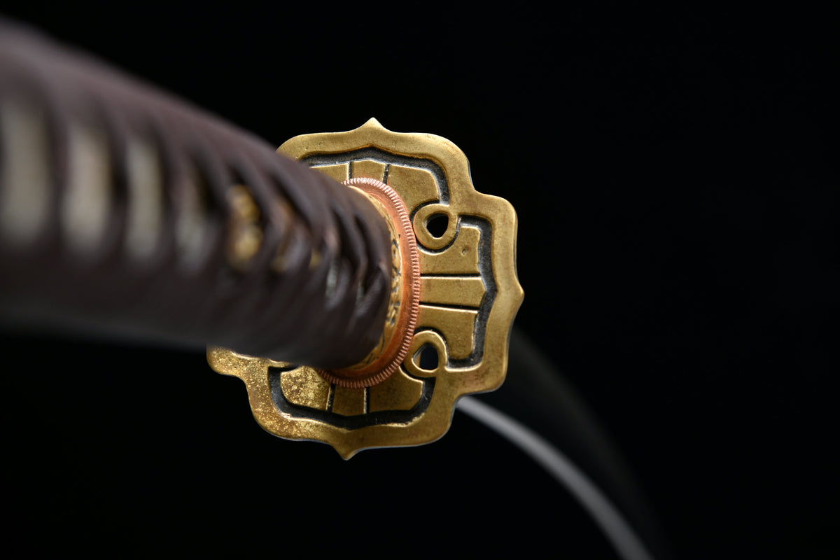 Handgefertigtes, 104 cm langes, dreiteiliges Tachi-Samuraischwert aus geschmiedetem Stahl – Oda Nobunaga Tachi (Deluxe Edition)