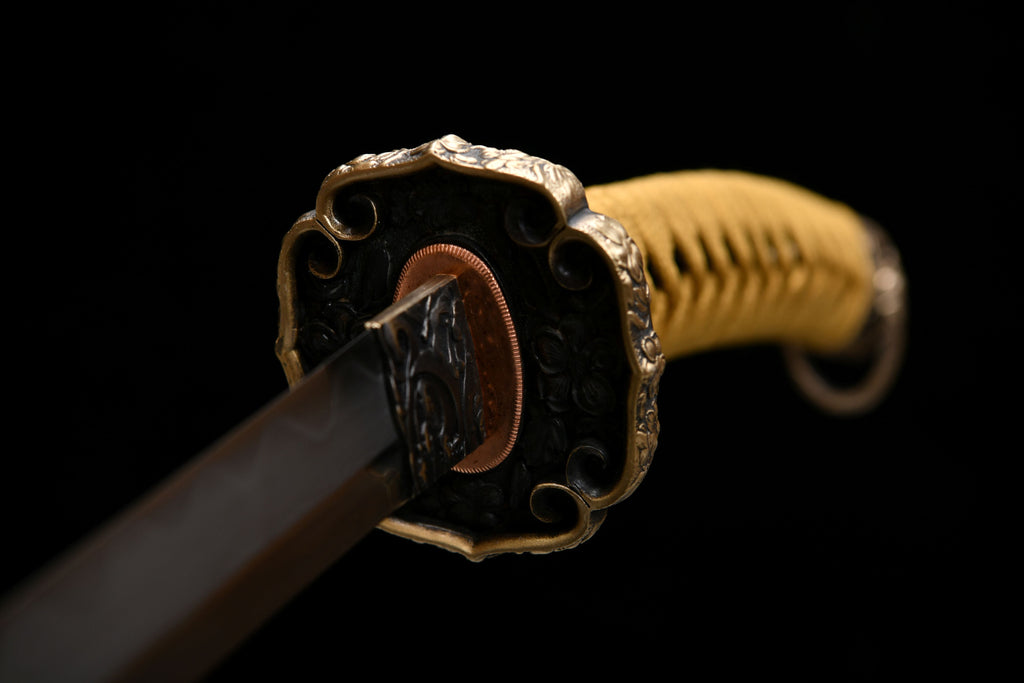 Handgefertigte, lange 41-Zoll-Klinge aus gemustertem Stahl, Finish, oberer Schliff, umgekehrter Griff, Großschwert, Damaszenerstahl — Oda Nobunaga — Tashi